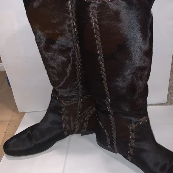 Authentic Gucci boots - Picture 6 of 10